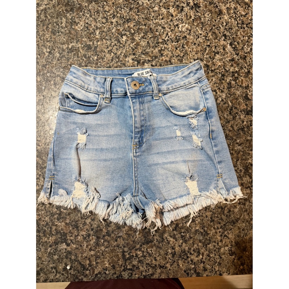 Blue Savvy Distressed Denim Shorts Light Wash High‎ Rise Frayed Hem Size 7/28